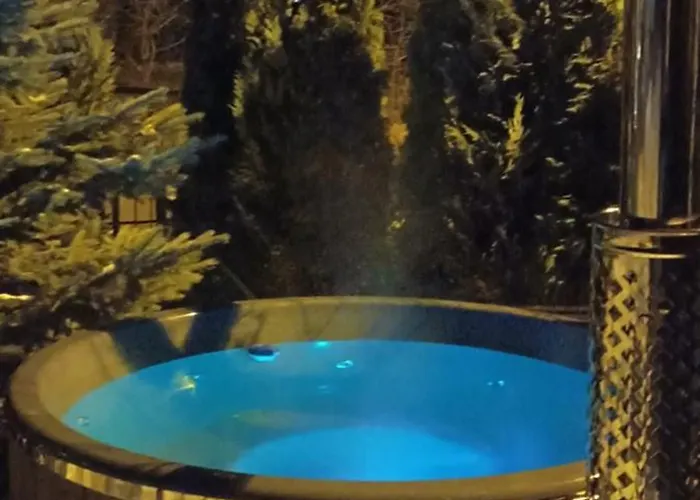 Domeczek Sami Lodge *